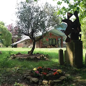 https://hugoren-egoitza.basquecountryhotels.org