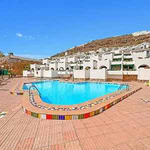 https://laguna-apartments.in-canary-islands.com